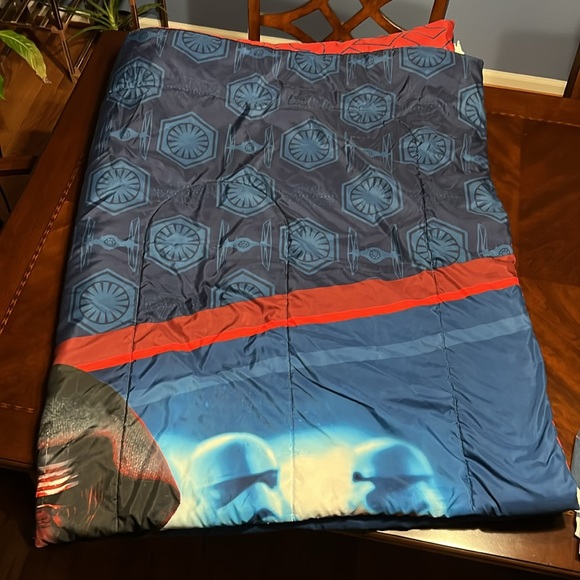 Star Wars twin comforter and fitted sheet - Picture 4 of 8